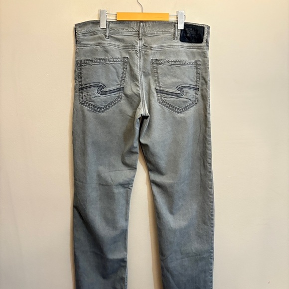 Silver Jeans Eddie Relaxed Fit Tapered Leg Jeans - Gray 34x34 - Picture 12 of 16